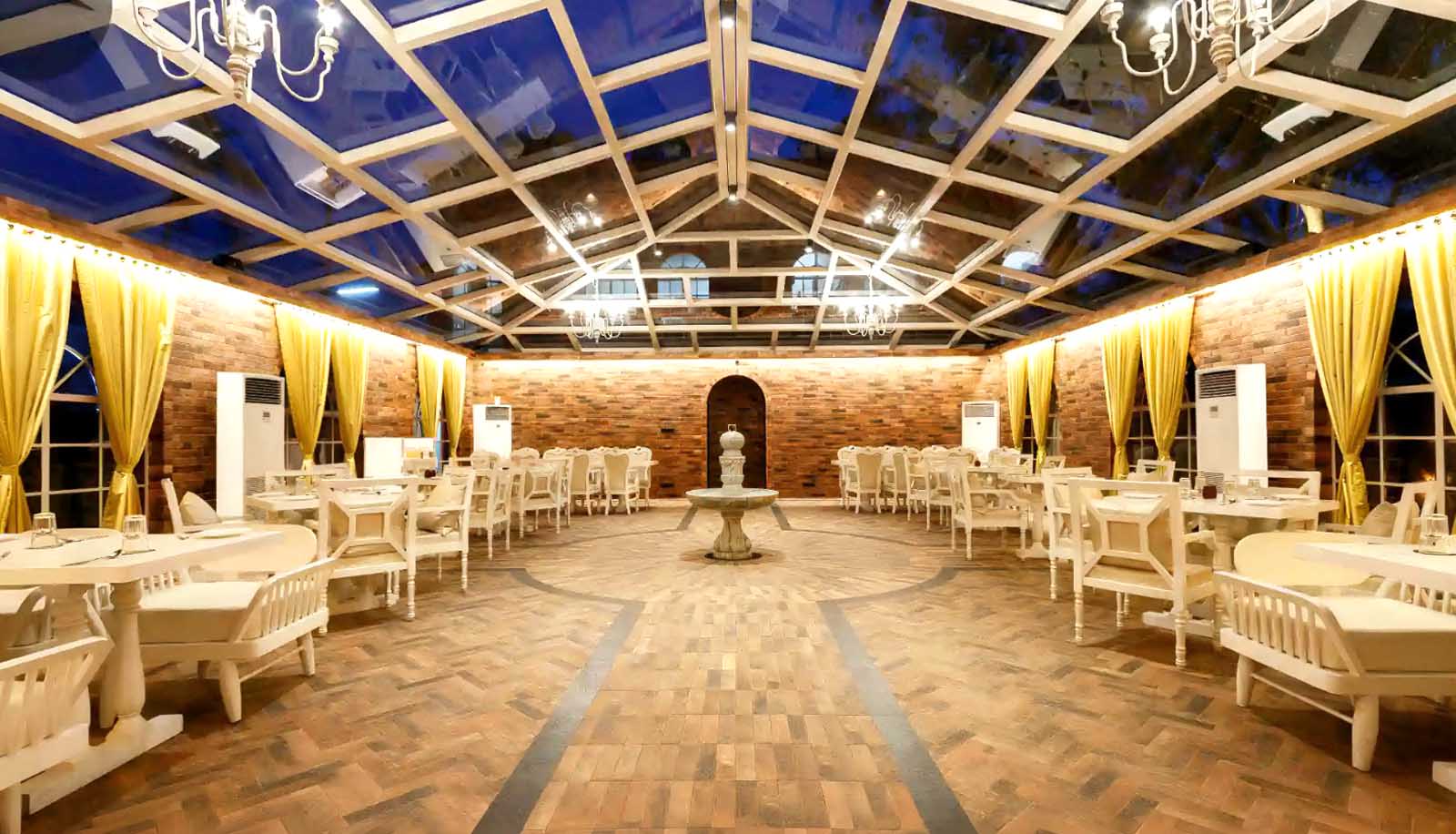 Roman Elegance Restaurant Indoor Area